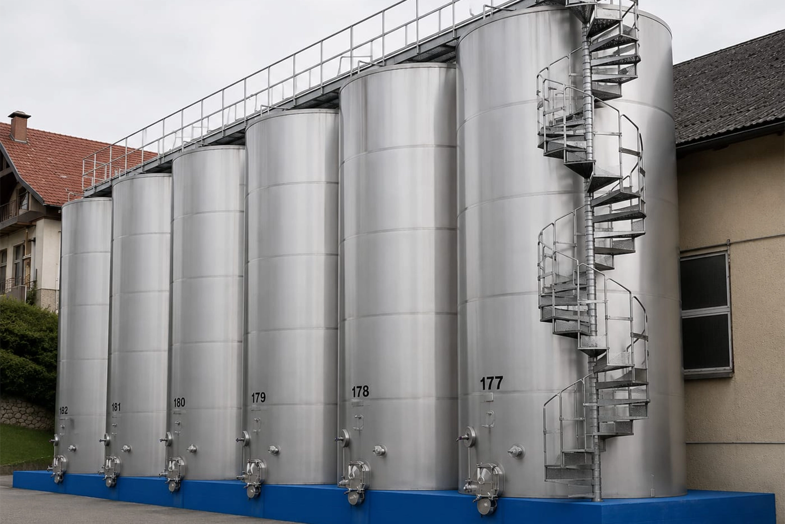 Industrial Utility Tanks